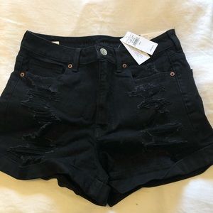 High-waisted Black Shorts